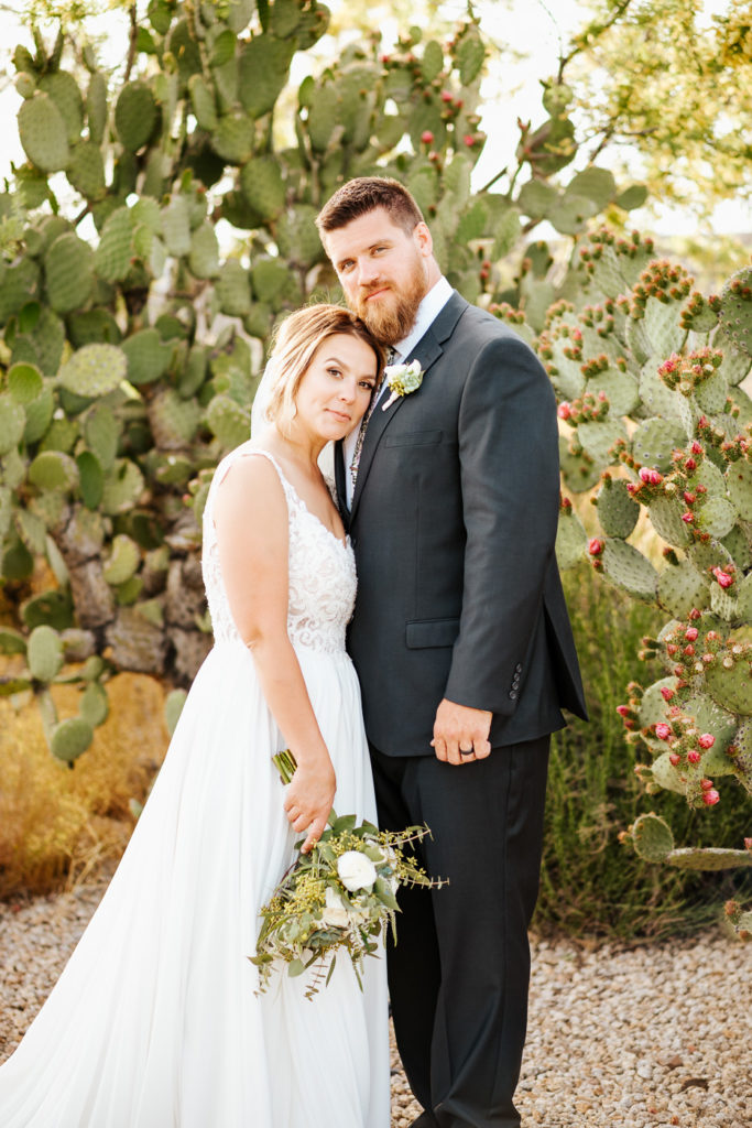 Arizona bride and groom portrait